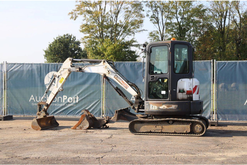 Bobcat E26 - Pelle sur chenille: photos 3 Bobcat E26 - Pelle sur chenille: photos 3