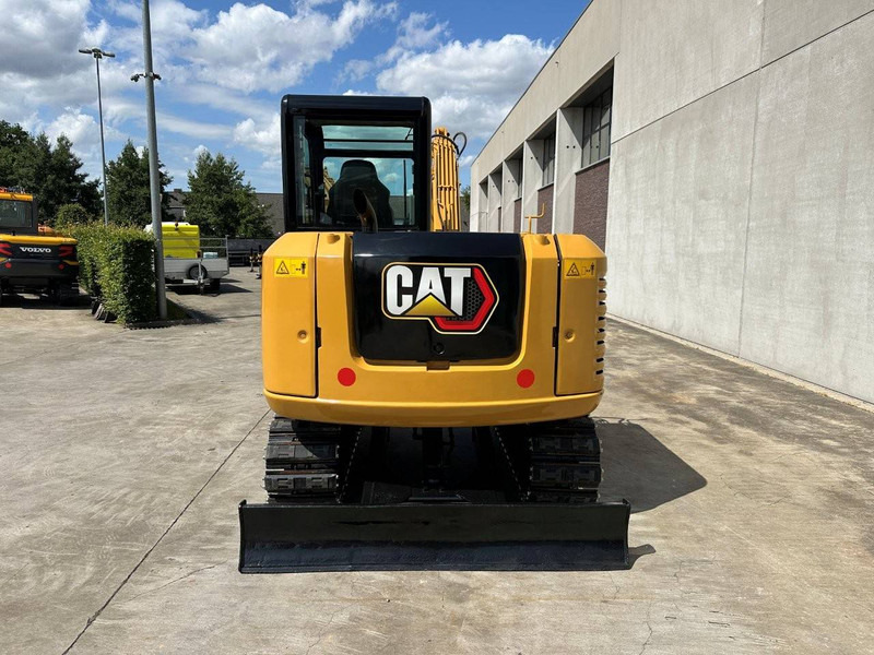 Caterpillar 305.5E2 - Pelle sur chenille: photos 5 Caterpillar 305.5E2 - Pelle sur chenille: photos 5