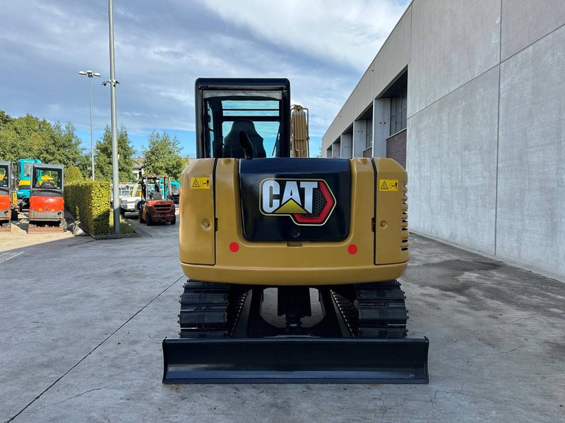 Caterpillar 305.5E2 - Pelle sur chenille: photos 5 Caterpillar 305.5E2 - Pelle sur chenille: photos 5