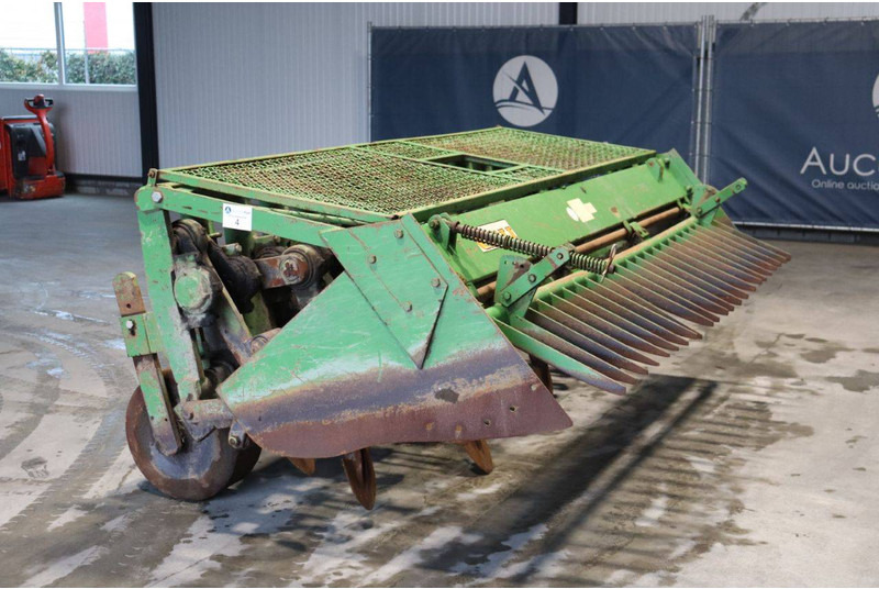 Celli NG12 310 - Outils du sol: photos 5 Celli NG12 310 - Outils du sol: photos 5