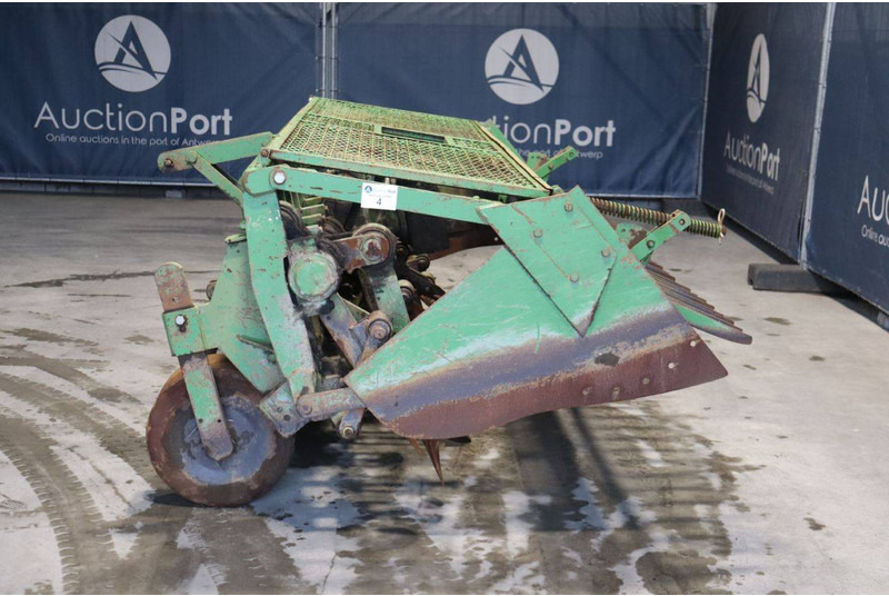 Celli NG12 310 - Outils du sol: photos 4 Celli NG12 310 - Outils du sol: photos 4