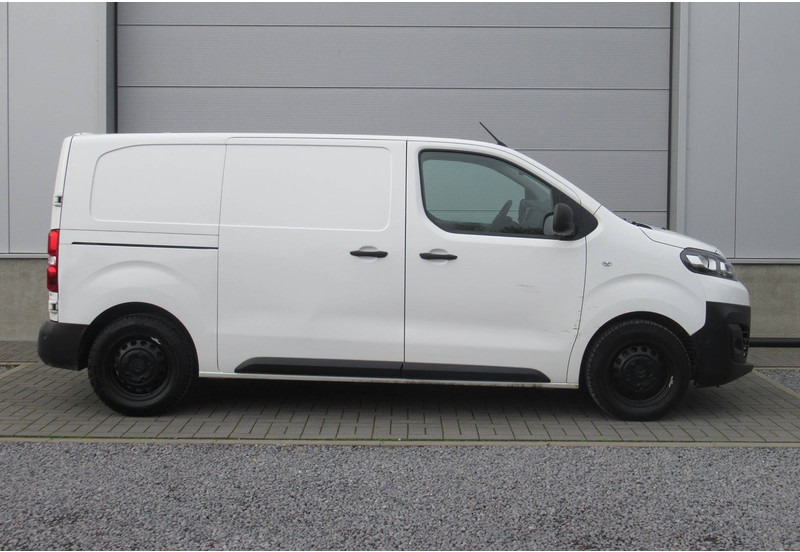 Citroën Jumpy 2.0 BlueHDi - Fourgon utilitaire: photos 2 Citroën Jumpy 2.0 BlueHDi - Fourgon utilitaire: photos 2