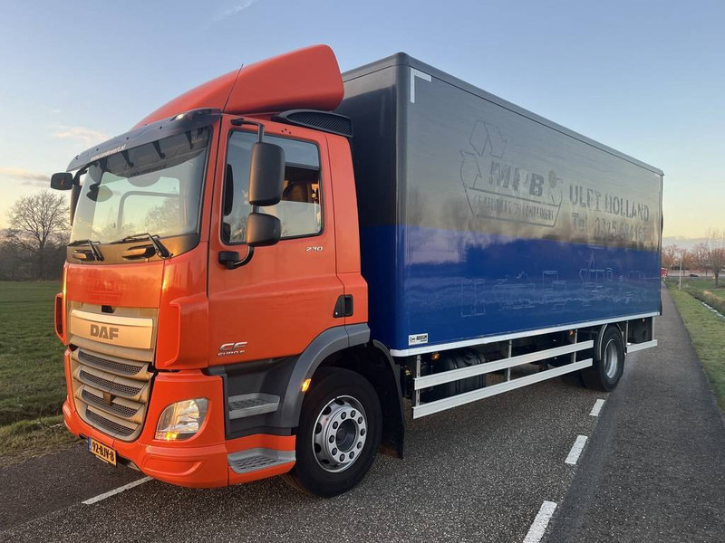 DAF CF230FA 4x2 - Fourgon grand volume: photos 2 DAF CF230FA 4x2 - Fourgon grand volume: photos 2