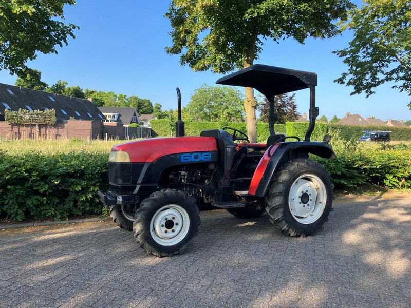 Eurotrac 608 - Tracteur agricole: photos 1 Eurotrac 608 - Tracteur agricole: photos 1