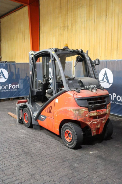 Fenwick H35T-02 - Chariot élévateur à gaz: photos 4 Fenwick H35T-02 - Chariot élévateur à gaz: photos 4