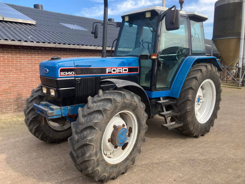 Ford 8340 - Tracteur agricole: photos 1 Ford 8340 - Tracteur agricole: photos 1