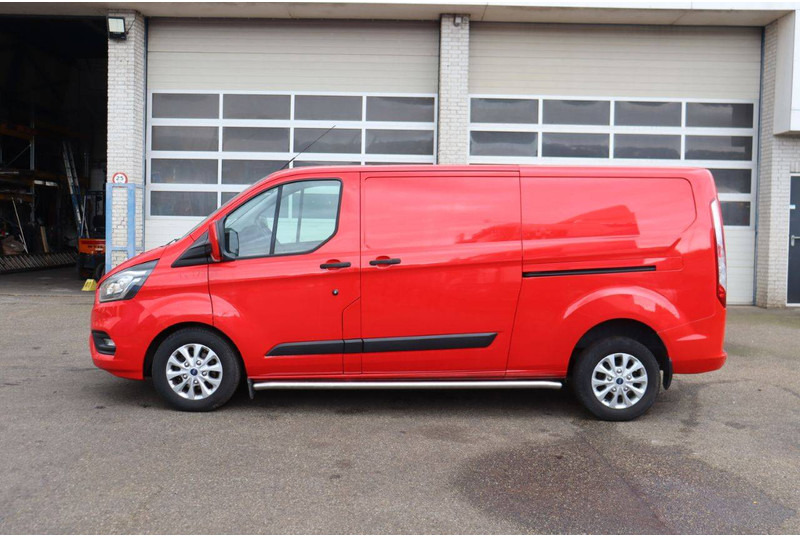 Ford Custom - Fourgon utilitaire: photos 2 Ford Custom - Fourgon utilitaire: photos 2