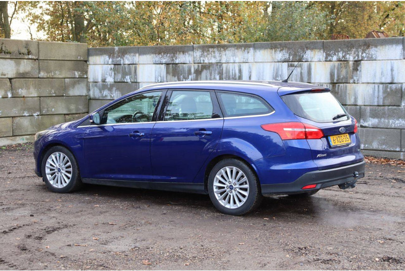 Ford Focus - Berline: photos 3 Ford Focus - Berline: photos 3