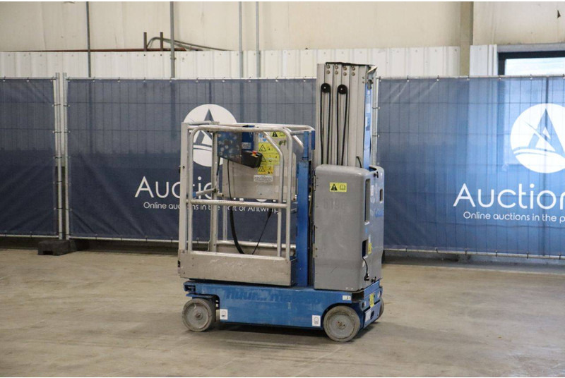 Genie GR-20 - Nacelle à mât vertical: photos 3 Genie GR-20 - Nacelle à mât vertical: photos 3