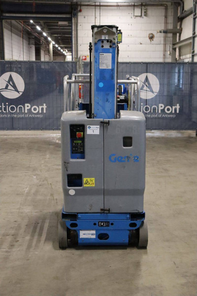 Genie GR-20 - Nacelle à mât vertical: photos 5 Genie GR-20 - Nacelle à mât vertical: photos 5