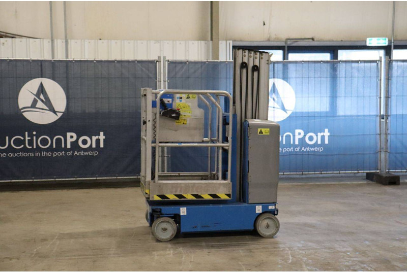 Genie GR-20 - Nacelle à mât vertical: photos 1 Genie GR-20 - Nacelle à mât vertical: photos 1