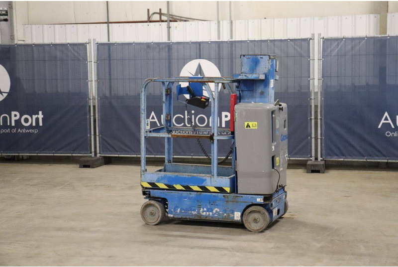 Genie GRC-12 - Nacelle à mât vertical: photos 3 Genie GRC-12 - Nacelle à mât vertical: photos 3