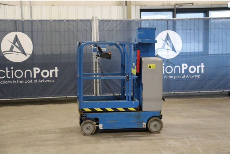 Genie GRC-12 - Nacelle à mât vertical: photos 1 Genie GRC-12 - Nacelle à mât vertical: photos 1