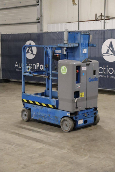 Genie GRC-12 - Nacelle à mât vertical: photos 4 Genie GRC-12 - Nacelle à mât vertical: photos 4