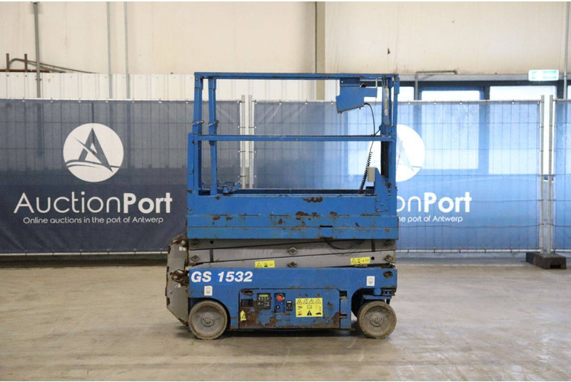 Genie GS-1532 - Nacelle ciseaux: photos 2 Genie GS-1532 - Nacelle ciseaux: photos 2