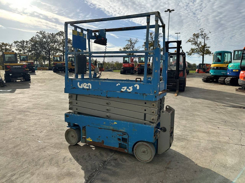 Genie GS-1930 - Nacelle ciseaux: photos 3 Genie GS-1930 - Nacelle ciseaux: photos 3