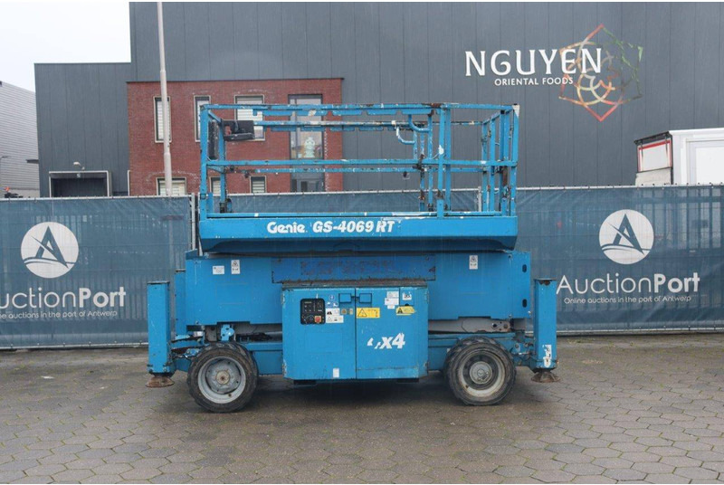 Genie GS-4069 RT - Nacelle ciseaux: photos 2 Genie GS-4069 RT - Nacelle ciseaux: photos 2