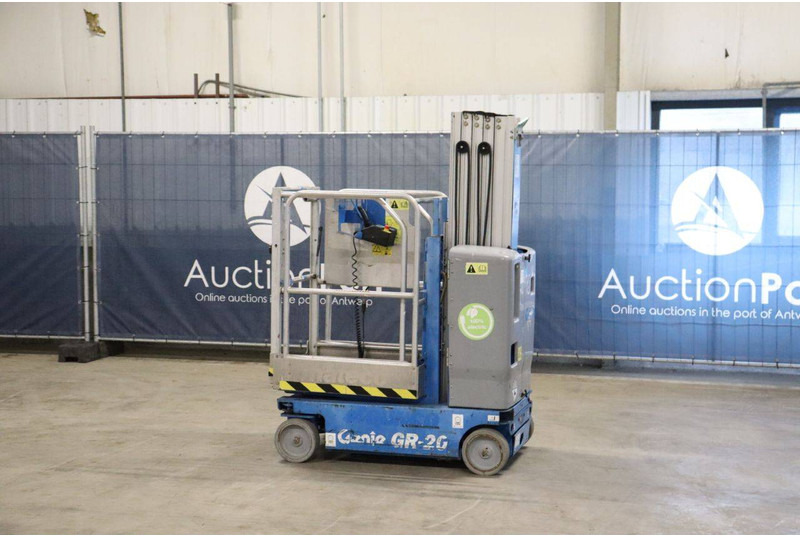 Genie Genie GR-20 - Nacelle à mât vertical: photos 3 Genie Genie GR-20 - Nacelle à mât vertical: photos 3