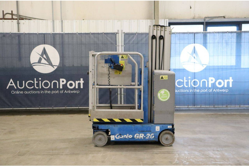 Genie Genie GR-20 - Nacelle à mât vertical: photos 2 Genie Genie GR-20 - Nacelle à mât vertical: photos 2