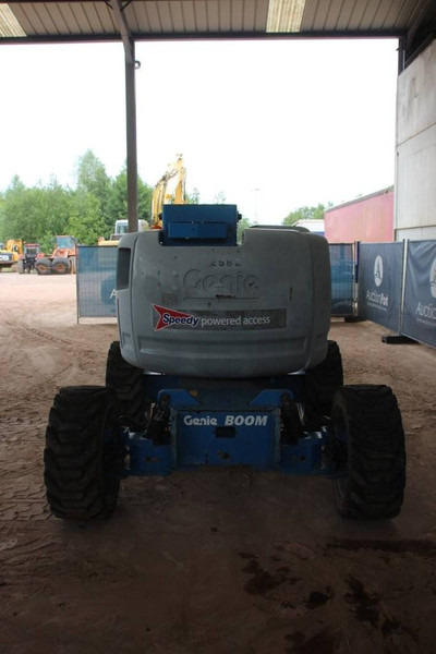 Genie Z-45/25J - Nacelle articulée: photos 4 Genie Z-45/25J - Nacelle articulée: photos 4