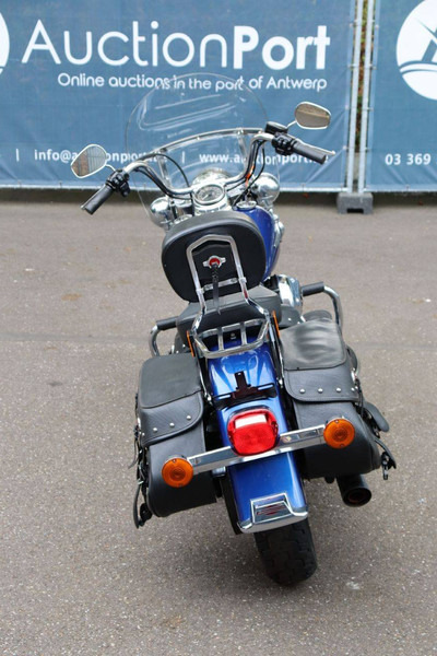 Harley-Davidson Heritage Softail Classic - Motocyclette: photos 5 Harley-Davidson Heritage Softail Classic - Motocyclette: photos 5