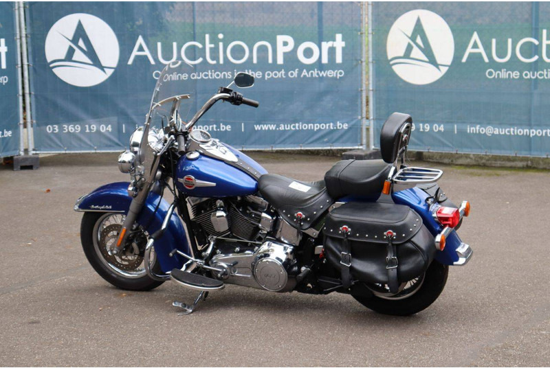 Harley-Davidson Heritage Softail Classic - Motocyclette: photos 3 Harley-Davidson Heritage Softail Classic - Motocyclette: photos 3