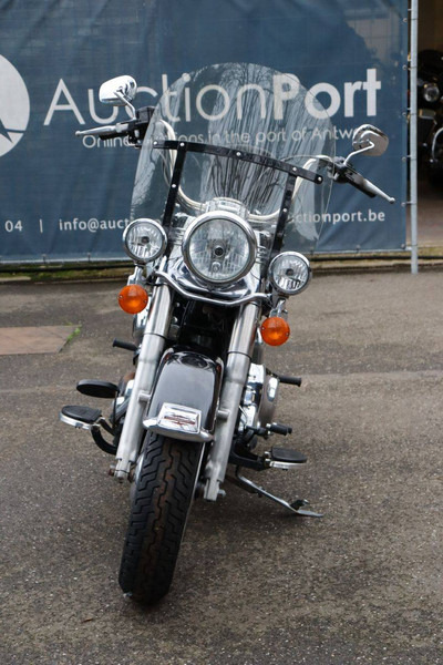 Motocyclette Harley-Davidson Heritage Softail Classic: photos 8
