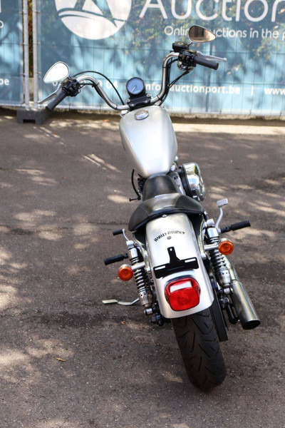 Harley-Davidson Sportster XL 883 Roadster - Motocyclette: photos 5 Harley-Davidson Sportster XL 883 Roadster - Motocyclette: photos 5