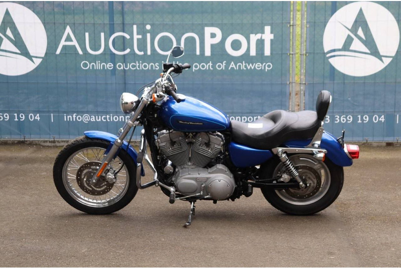 Harley-Davidson Sportster XL883 - Motocyclette: photos 2 Harley-Davidson Sportster XL883 - Motocyclette: photos 2