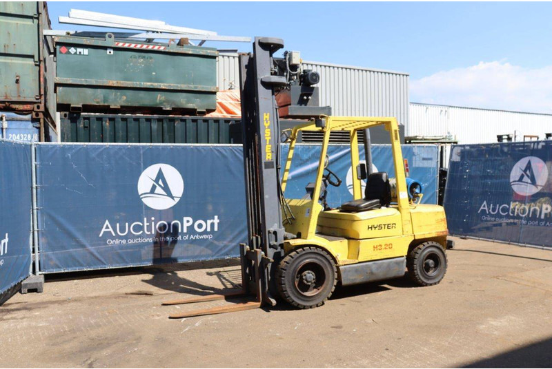 Hyster H3.20XML - Chariot élévateur à gaz: photos 1 Hyster H3.20XML - Chariot élévateur à gaz: photos 1