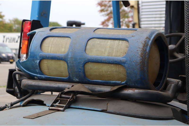 Chariot élévateur à gaz Hyster H5.00XM: photos 19