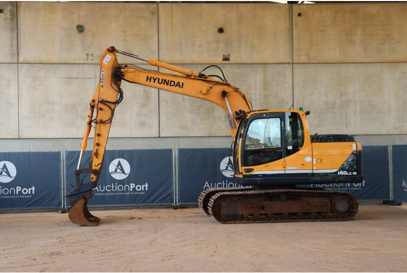 Hyundai Robex 140LC-9A - Pelle sur chenille: photos 1 Hyundai Robex 140LC-9A - Pelle sur chenille: photos 1
