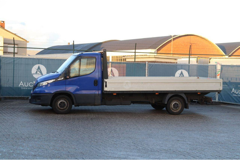 Iveco Daily 35C15 - Voiture: photos 1 Iveco Daily 35C15 - Voiture: photos 1