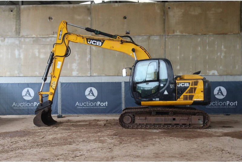 JCB JS 130LC - Pelle sur chenille: photos 2 JCB JS 130LC - Pelle sur chenille: photos 2