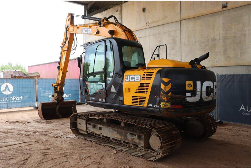 JCB JS131LC - Pelle sur chenille: photos 5 JCB JS131LC - Pelle sur chenille: photos 5
