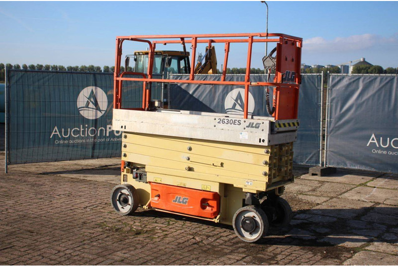 JLG 2630ES - Nacelle ciseaux: photos 3 JLG 2630ES - Nacelle ciseaux: photos 3
