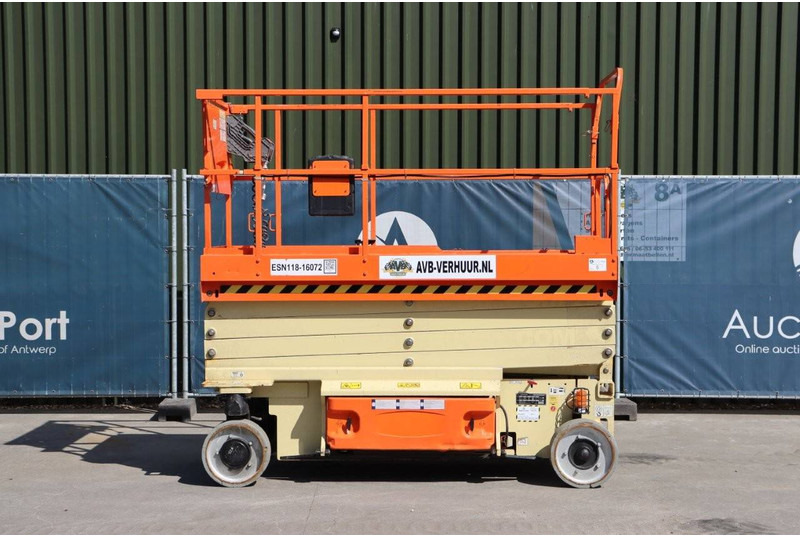 JLG 3246 ES - Nacelle ciseaux: photos 1 JLG 3246 ES - Nacelle ciseaux: photos 1