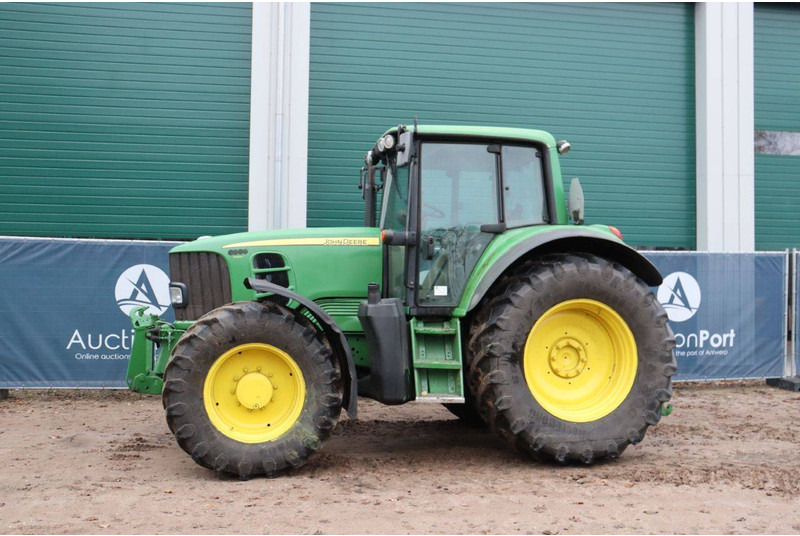 John Deere 6830 - Tracteur agricole: photos 2 John Deere 6830 - Tracteur agricole: photos 2