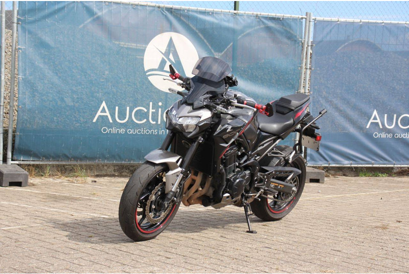 Motocyclette Kawasaki Z900: photos 8