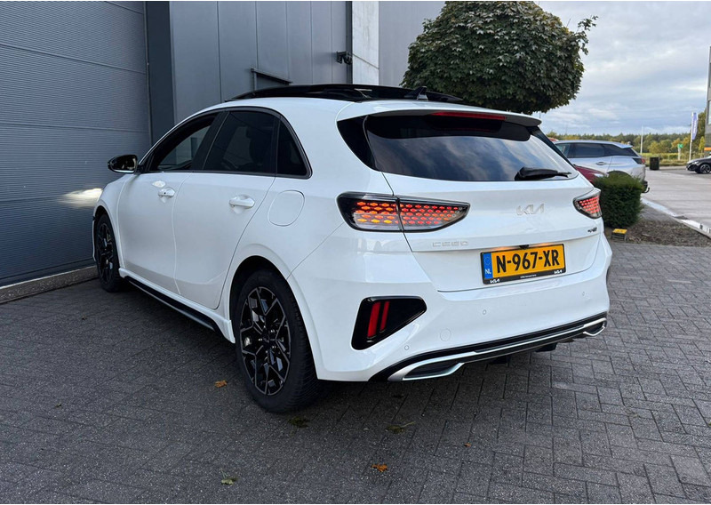 Kia pro_cee'd (III - update 2) 1.0 T-GDi GT-line - Berline: photos 2 Kia pro_cee'd (III - update 2) 1.0 T-GDi GT-line - Berline: photos 2