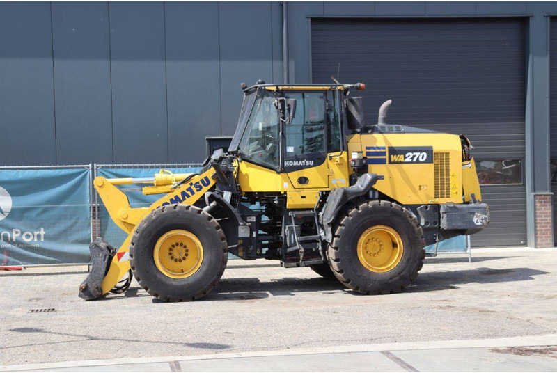 Komatsu WA270 - Chargeuse sur pneus: photos 1 Komatsu WA270 - Chargeuse sur pneus: photos 1
