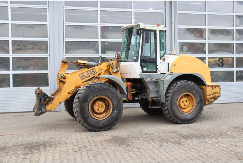 Liebherr L538 - Chargeuse sur pneus: photos 1 Liebherr L538 - Chargeuse sur pneus: photos 1