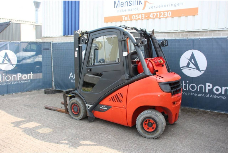Linde H25T-02 - Chariot élévateur à gaz: photos 3 Linde H25T-02 - Chariot élévateur à gaz: photos 3