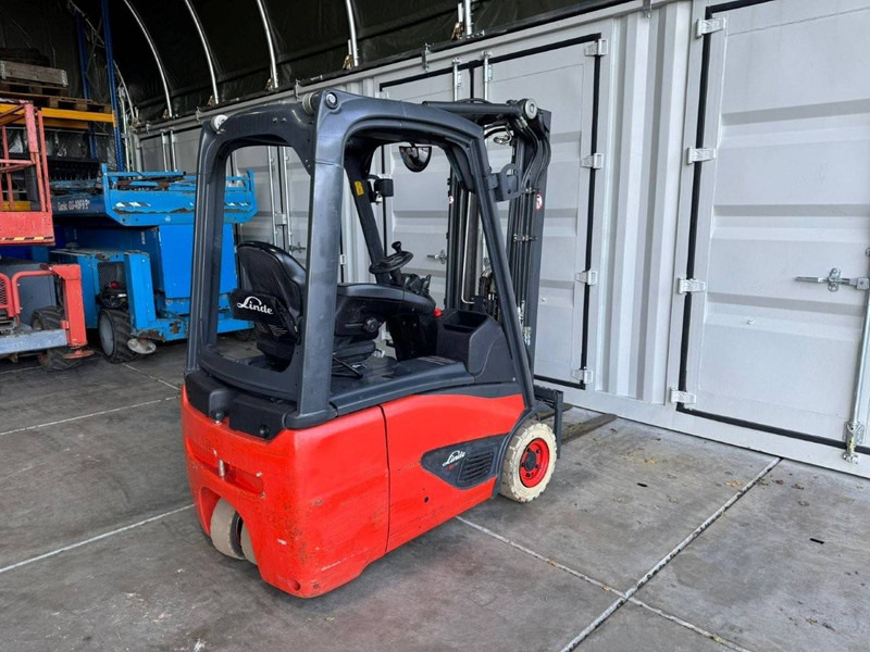 Linde H2X386F00947 - Chariot élévateur électrique: photos 4 Linde H2X386F00947 - Chariot élévateur électrique: photos 4