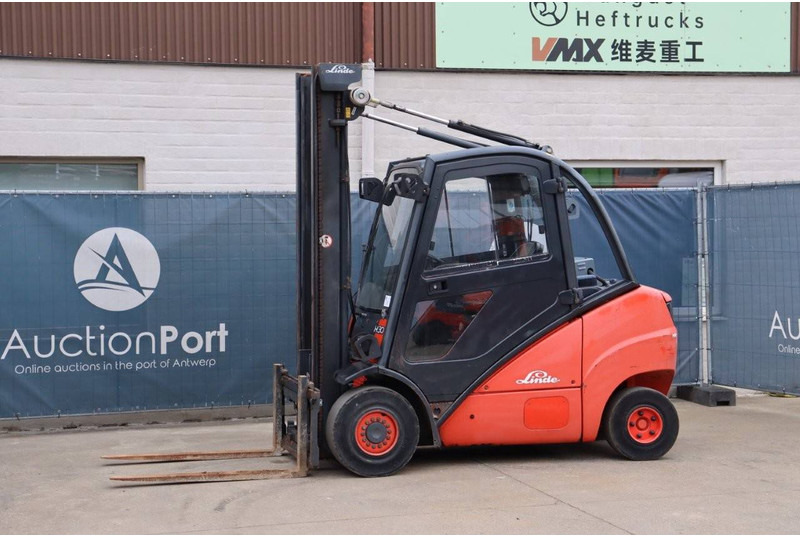 Linde H30D - Chariot élévateur diesel: photos 1 Linde H30D - Chariot élévateur diesel: photos 1