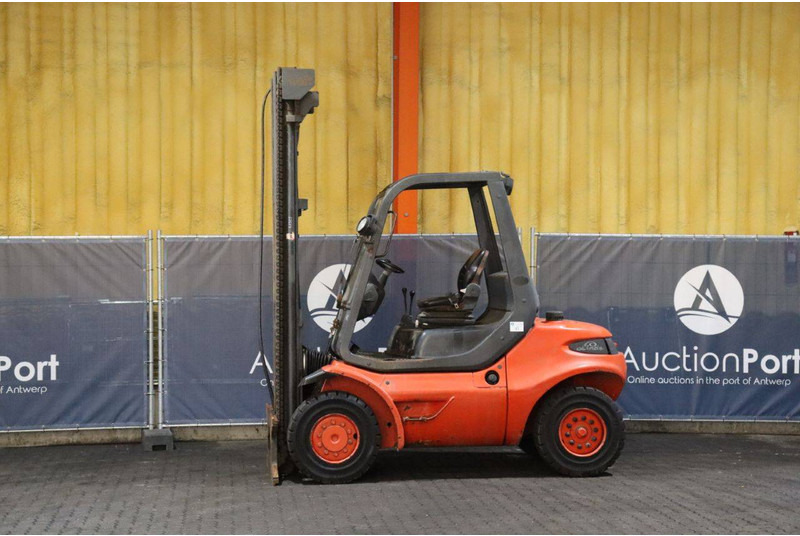 Linde H40D-04 - Chariot élévateur diesel: photos 1 Linde H40D-04 - Chariot élévateur diesel: photos 1
