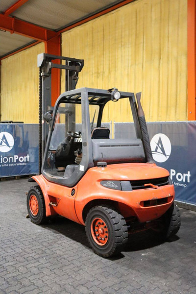 Linde H40D-04 - Chariot élévateur diesel: photos 4 Linde H40D-04 - Chariot élévateur diesel: photos 4