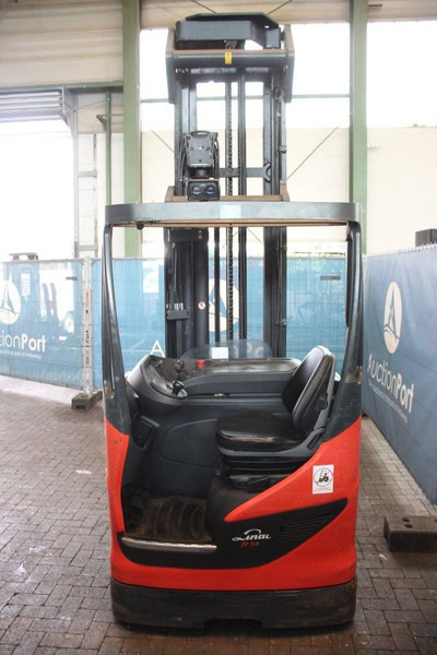 Linde R14-01 - Chariot à mât rétractable: photos 4 Linde R14-01 - Chariot à mât rétractable: photos 4