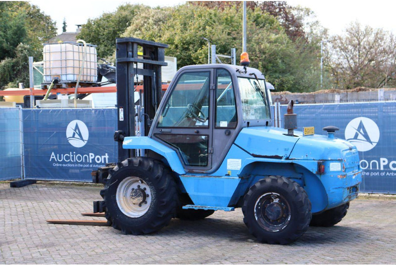 Manitou M 50-4 - Chariot tout terrain: photos 4 Manitou M 50-4 - Chariot tout terrain: photos 4