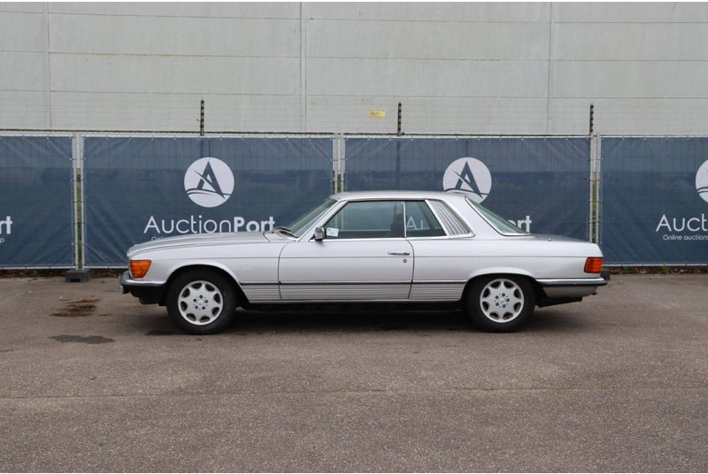 Mercedes-Benz 300-serie 380 SLC - Berline: photos 2 Mercedes-Benz 300-serie 380 SLC - Berline: photos 2